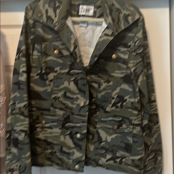 jacket - Picture 2 of 2
